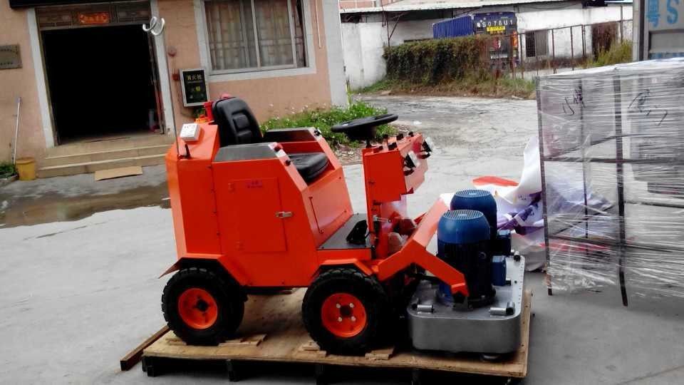 Drive on Powerful Multifunctional Chassis Stone Floor Grinder / Polisher